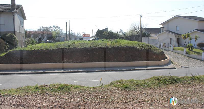 Lote para construção com 480 m² em São Pedro da Torre, Valença