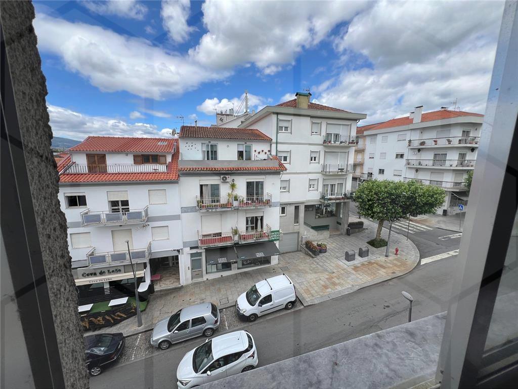 Apartamento T3 no centro de Melgaço — Melgaço, Vila e Roussas - foto 3