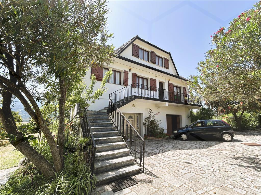 Quinta com moradia T5 e vinha de Alvarinho em produção – Monção