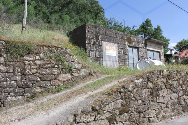 Terreno construtivo com 2.730 m² e possibilidade de aquisição de parcelas adicionais