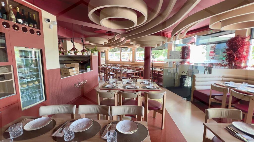 Pizzaria/Restaurante em pleno funcionamento em Melgaço - Trespasse ou Venda — Melgaço, Vila e Roussas - foto 5