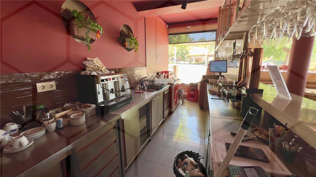 Pizzaria/Restaurante em pleno funcionamento em Melgaço - Trespasse ou Venda — Melgaço, Vila e Roussas - foto 3