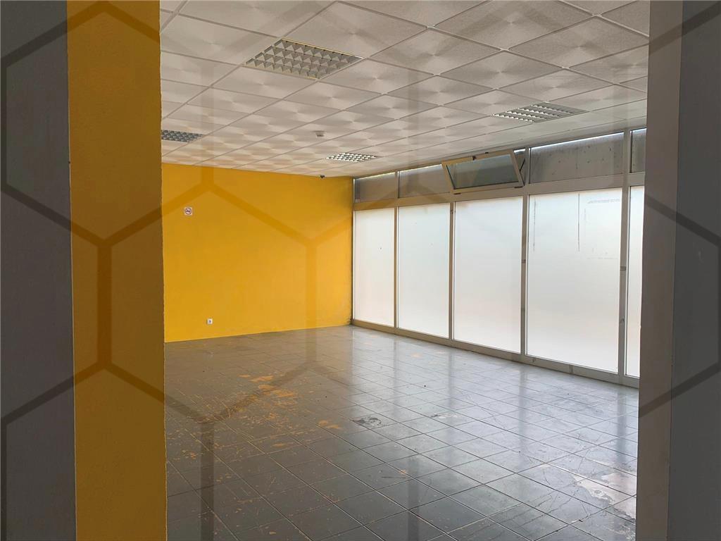 Estabelecimento Comercial em Monção — Monção, Mazedo e Cortes - foto 1