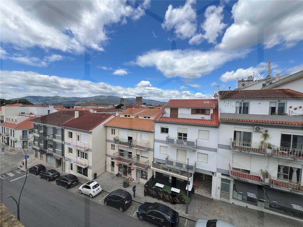 Apartamento T3 no centro de Melgaço — Melgaço, Vila e Roussas - foto 15